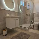 Modern - Center Apartman